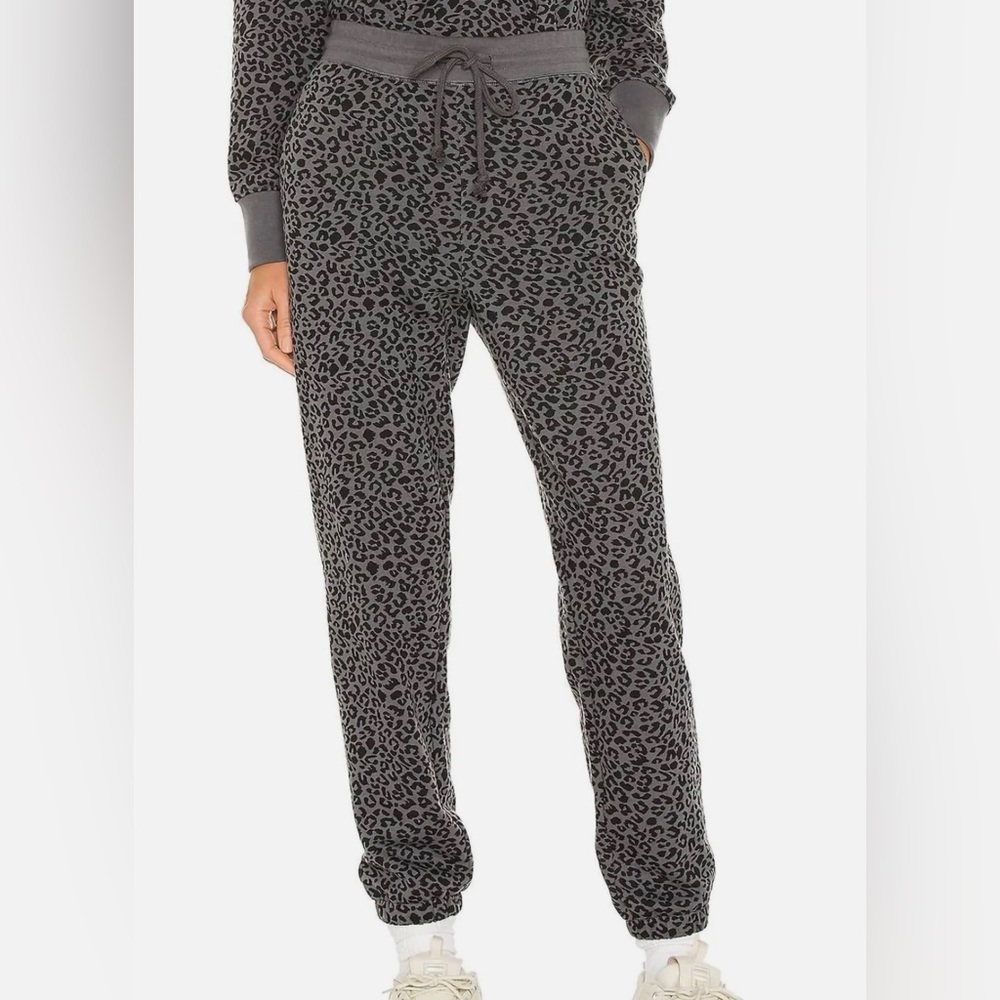 NWT Rails Kingston Jogger in Charcoal Mini Cheetah Size Small